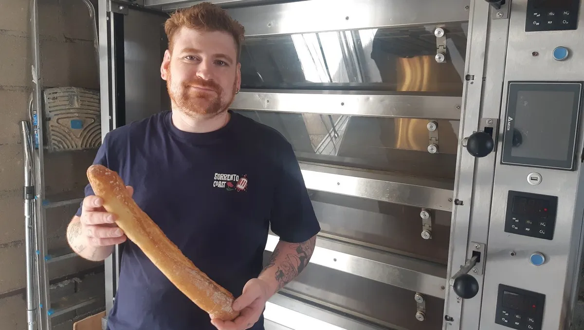 Le boulanger remet au goût du jour un pain de guerre, reportage ICI Berry